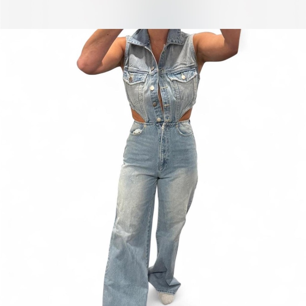 Women's Light Blue Denim Jeans